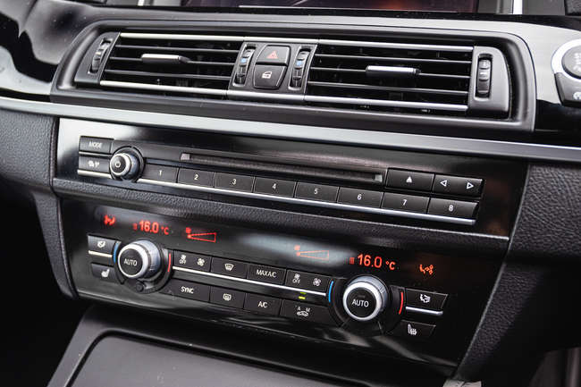 2014 BMW M5 (F10) 4.4-litre V8
