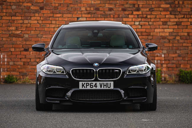 2014 BMW M5 (F10) 4.4-litre V8