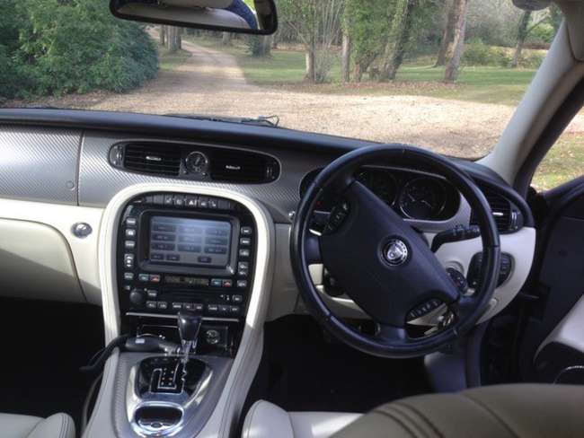 2006 Jaguar XJR Portfolio