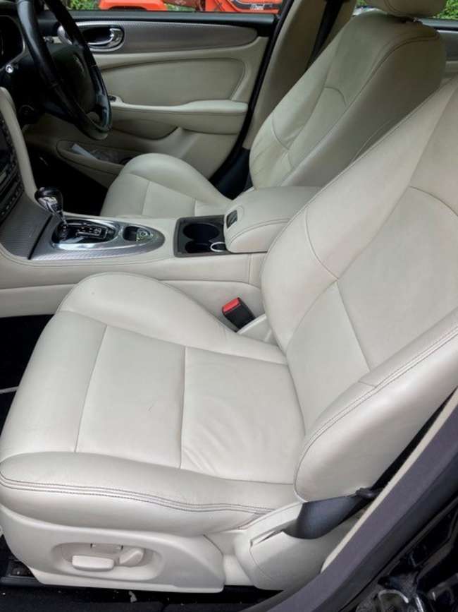 2006 Jaguar XJR Portfolio