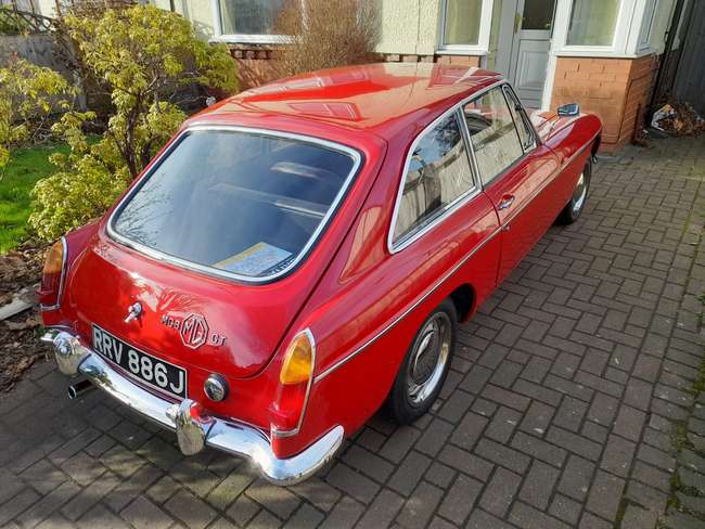 1967 MG B GT