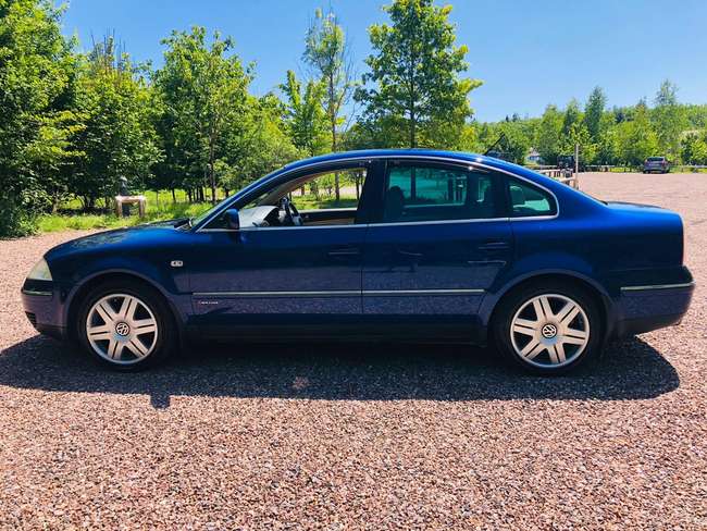 2002 Volkswagen Passat W8 4Motion