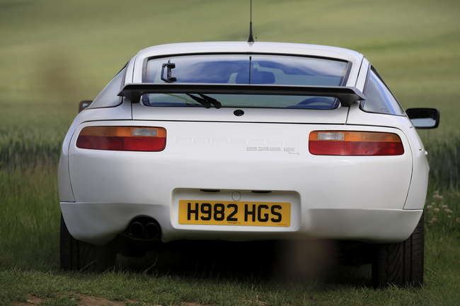 1990 Porsche 928 S4 Coupé