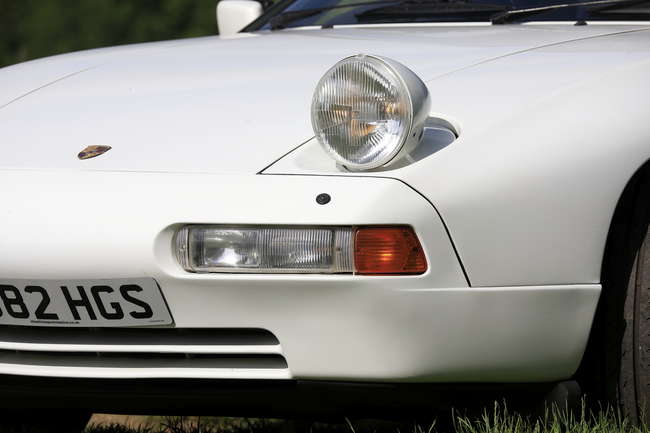 1990 Porsche 928 S4 Coupé