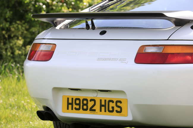 1990 Porsche 928 S4 Coupé