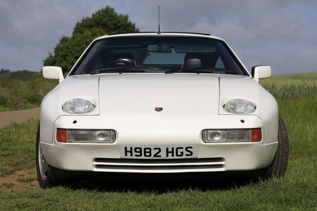 1990 Porsche 928 S4 Coupé