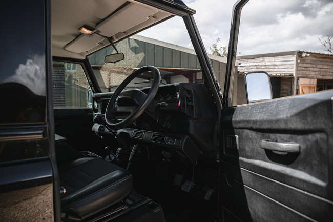 2006 Land Rover Defender 90 XS TD5 Station Wagon