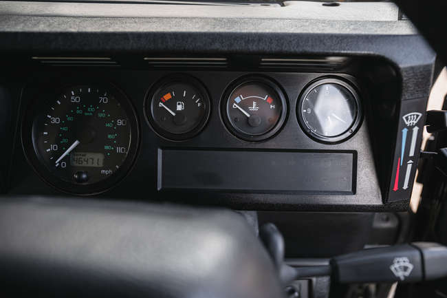 2006 Land Rover Defender 90 XS TD5 Station Wagon
