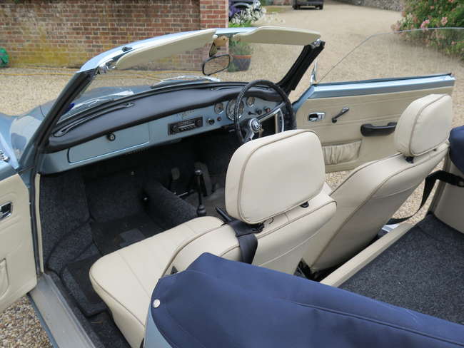 1971 Volkswagen Karmann Ghia Convertible 