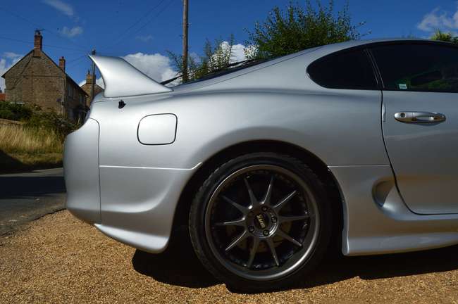1993 Toyota Supra Twin Turbo A80 (6-speed Manual)