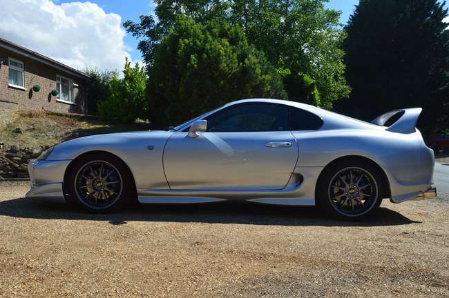 1993 Toyota Supra Twin Turbo A80 (6-speed Manual)
