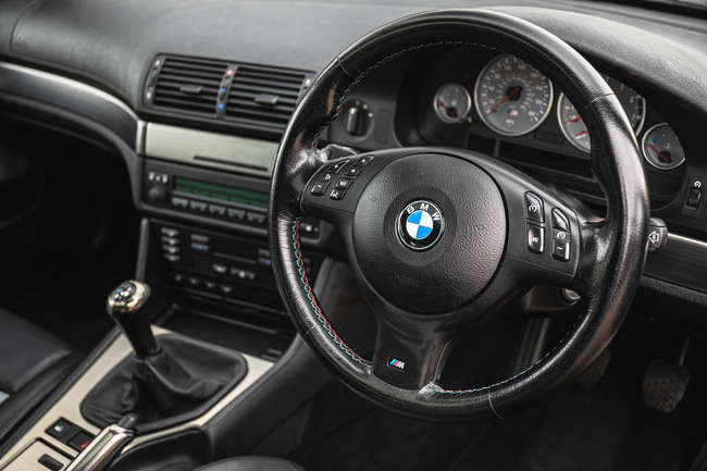 2001 BMW M5 (E39)