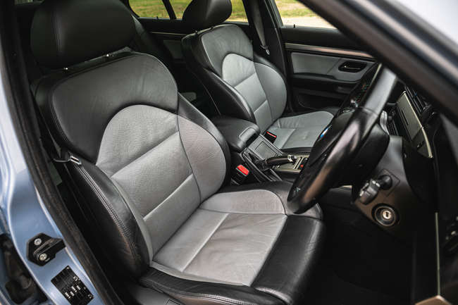2001 BMW M5 (E39)