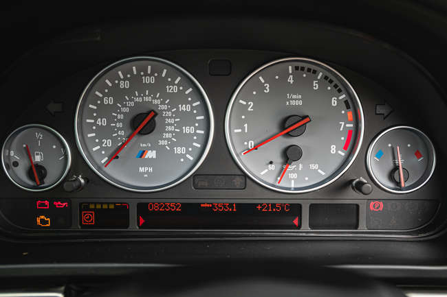 2001 BMW M5 (E39)