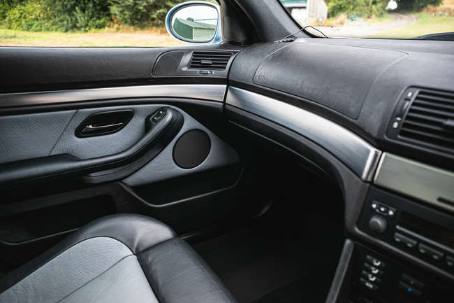 2001 BMW M5 (E39)