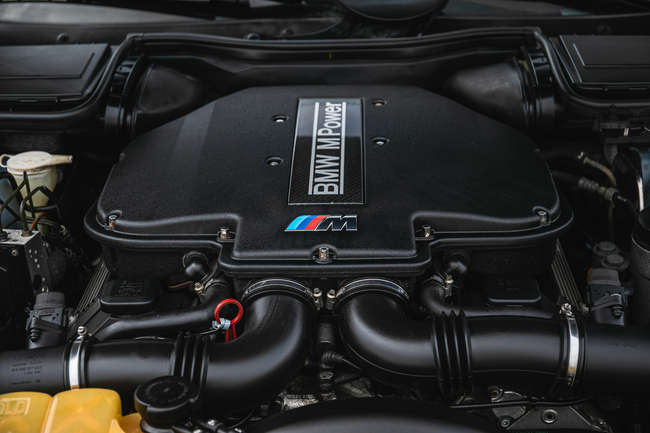 2001 BMW M5 (E39)