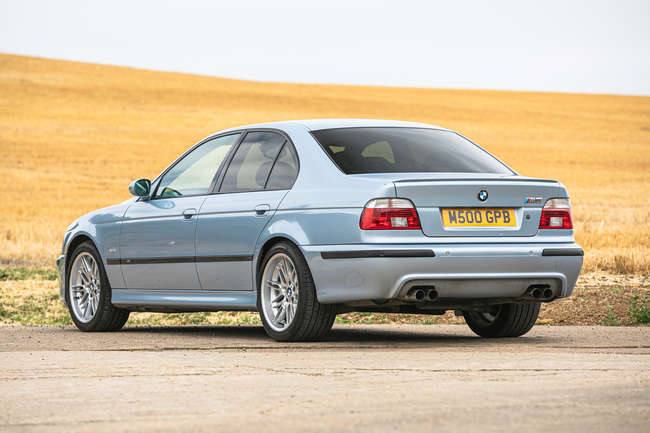 2001 BMW M5 (E39)