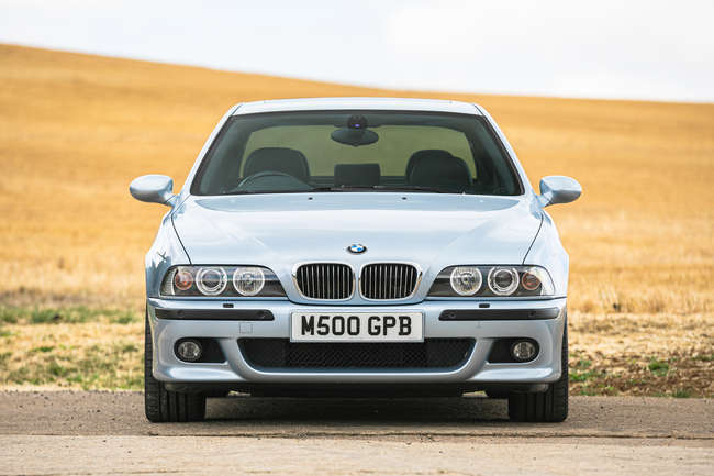 2001 BMW M5 (E39)