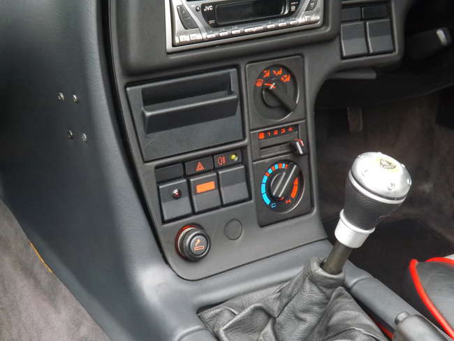 1991 Lotus Elan (M100) Turbo SE
