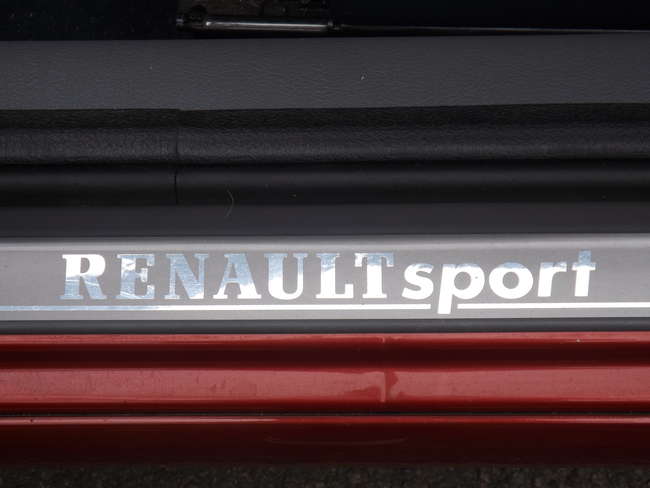 2001 RenaultSport Clio II 172 (Phase 2) 