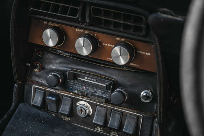1971 Aston Martin DBS V8 - Project