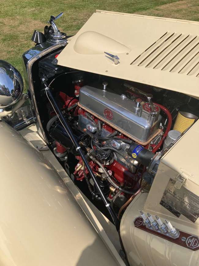 1949 MG TC Midget (Supercharged)