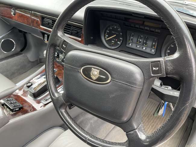 1990 Jaguar XJ-S HE 5.3-Litre V12 Convertible
