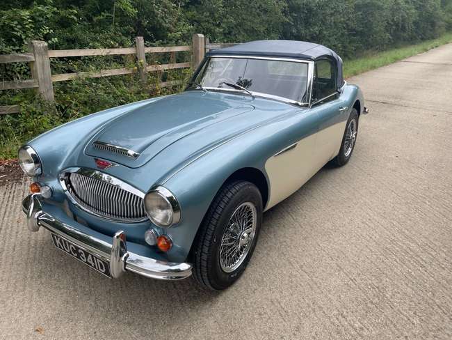 1966 Austin-Healey 3000 Mk 3 Phase II (BJ8)