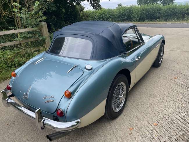 1966 Austin-Healey 3000 Mk 3 Phase II (BJ8)
