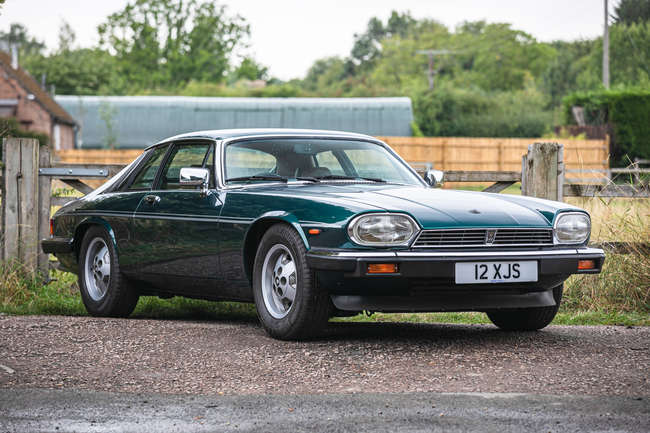 1982 Jaguar XJ-S HE 5.3-Litre V12 Coupé