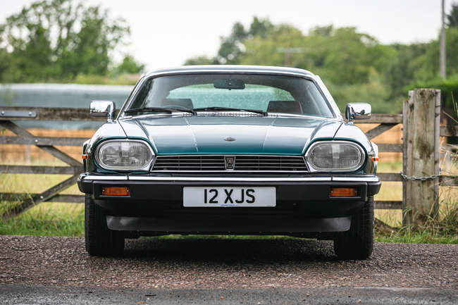 1982 Jaguar XJ-S HE 5.3-Litre V12 Coupé