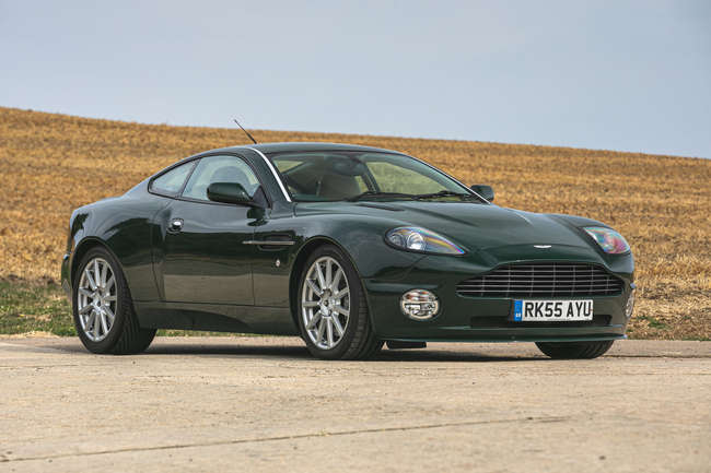 2005 Aston Martin Vanquish S 2+2