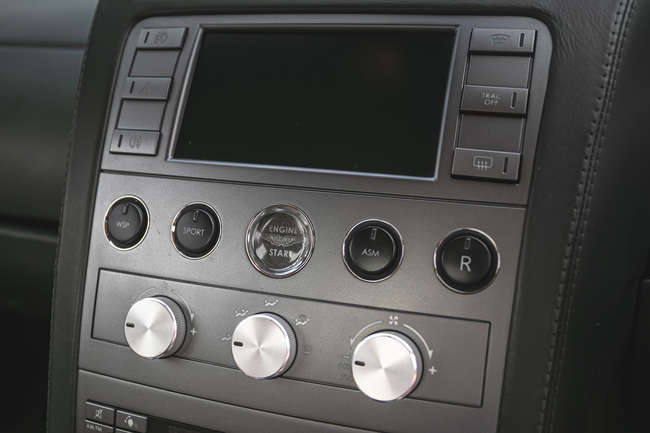 2005 Aston Martin Vanquish S 2+2