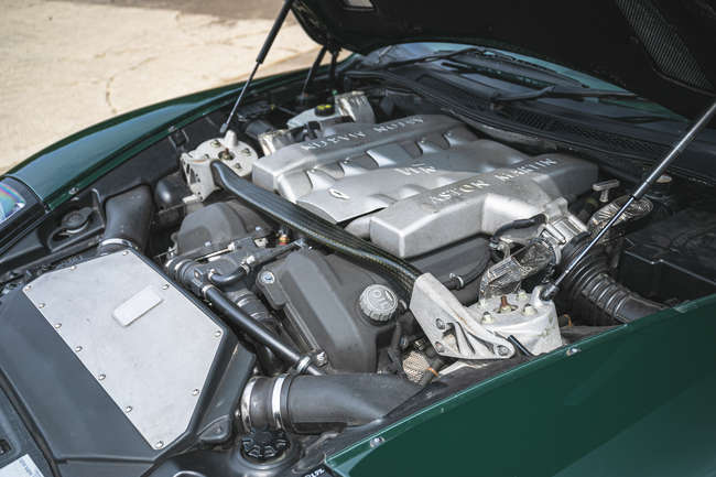 2005 Aston Martin Vanquish S 2+2