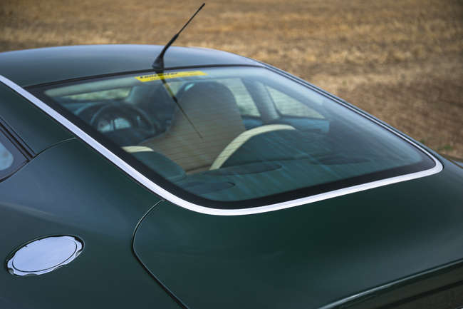 2005 Aston Martin Vanquish S 2+2