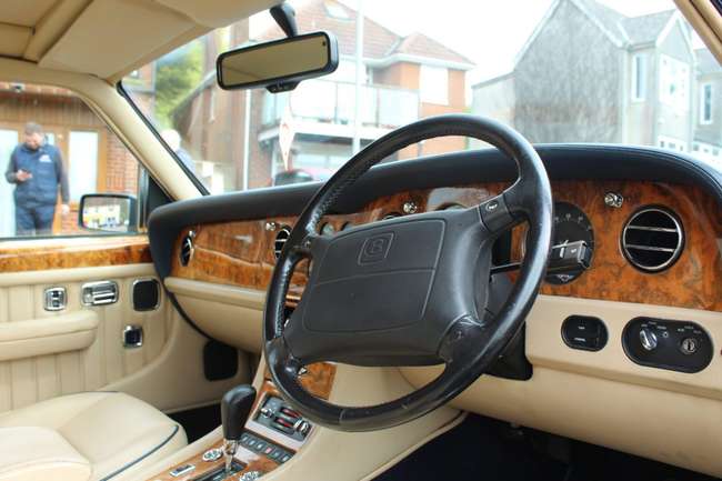 1996 Bentley Brooklands Saloon
