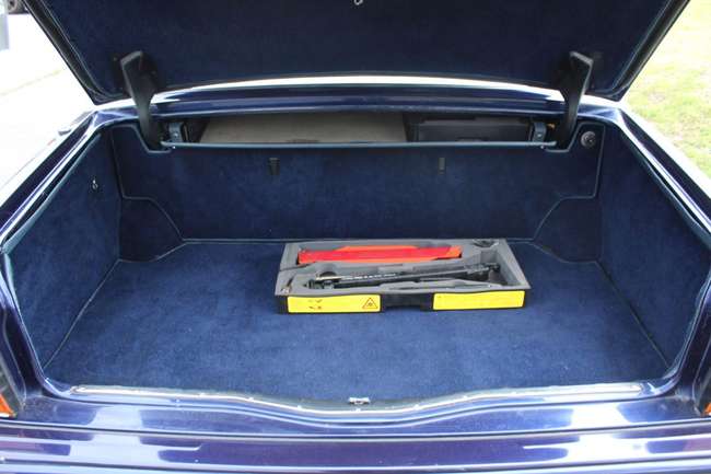 1996 Bentley Brooklands Saloon