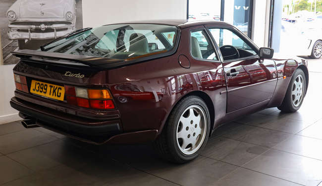 1991 Porsche 944 Turbo Coupé (952)