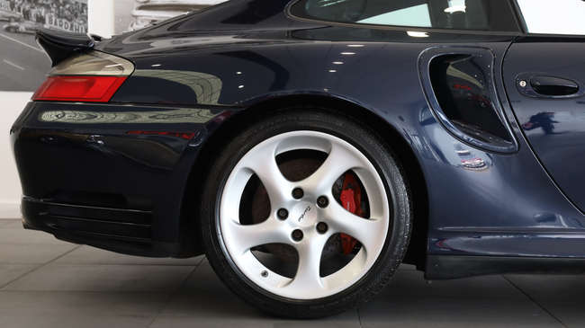 2003 Porsche 911 (996) Turbo Tiptronic Coupé 