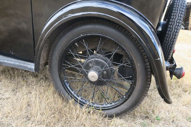 1934 Austin 7 Box Saloon