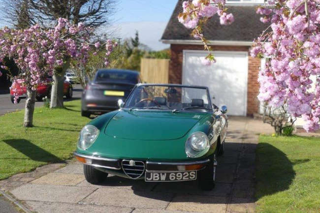 1978 Alfa Romeo 2000 Spider Veloce-Sold