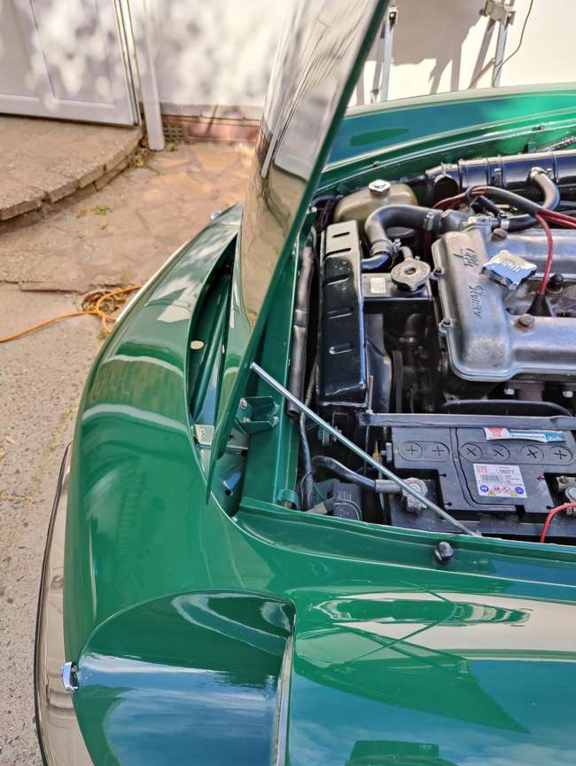 1978 Alfa Romeo 2000 Spider Veloce-Sold