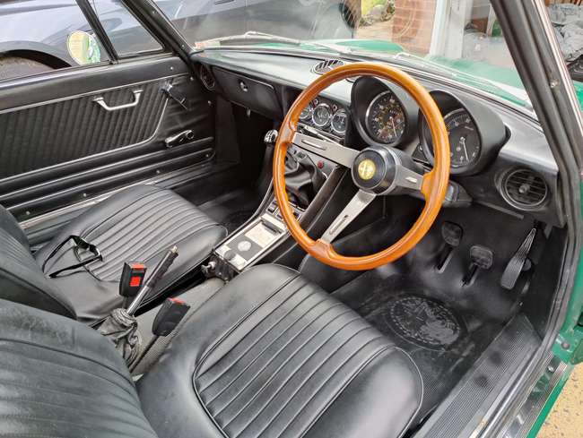 1978 Alfa Romeo 2000 Spider Veloce-Sold