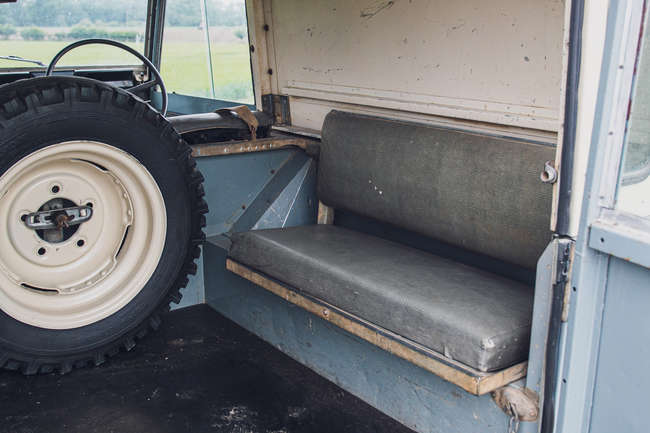 1969 Land Rover Series IIA 88