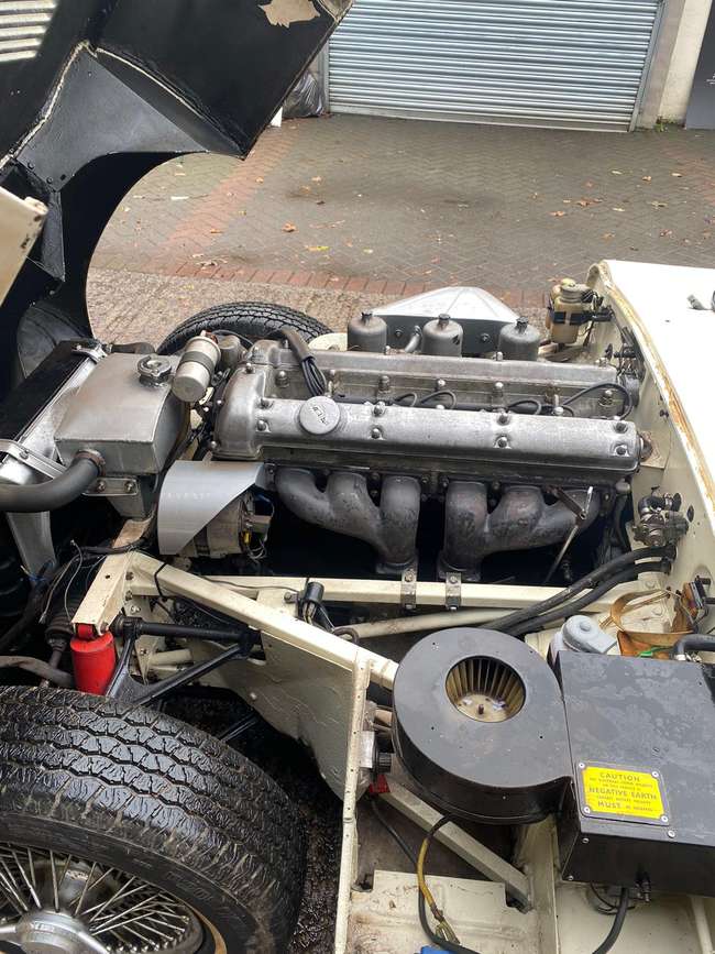 1967 Jaguar E-Type 4.2-Litre Series 1½ 2+2-Sold