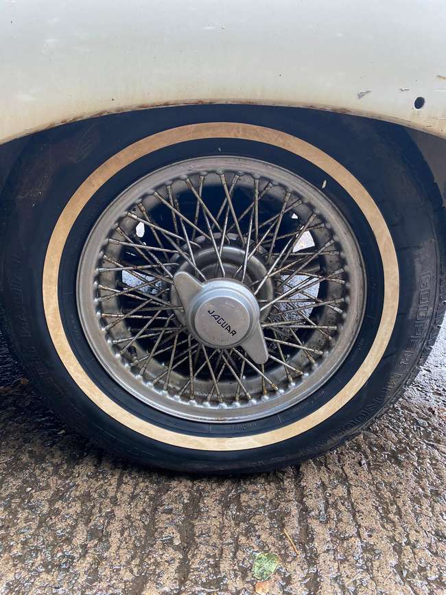 1967 Jaguar E-Type 4.2-Litre Series 1½ 2+2-Sold