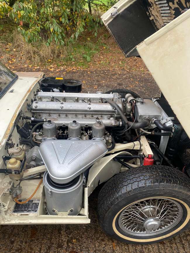 1967 Jaguar E-Type 4.2-Litre Series 1½ 2+2-Sold