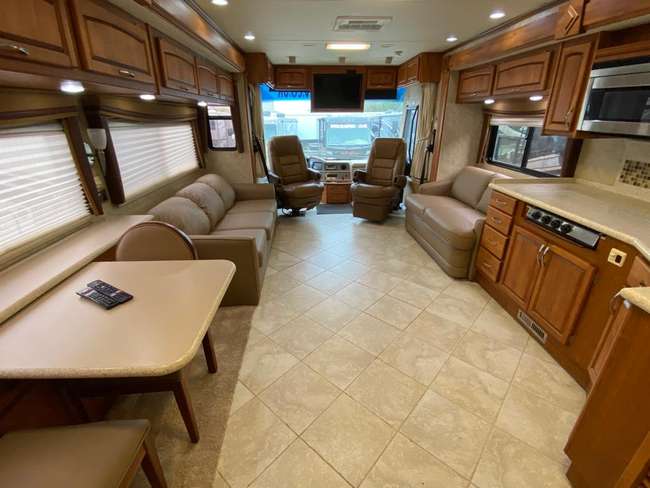2008 Monaco Knight 41SKQ-Sold