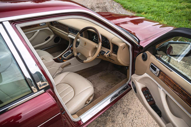1996 Daimler X300 Majestic Century 4.0-Litre-For Sale