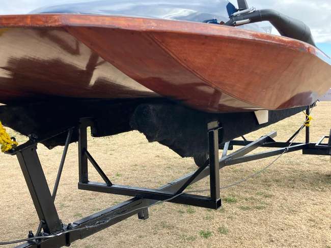 1961 Blakeney & Wells Ventnor-type, 3-Pointer Hydroplane-Sold
